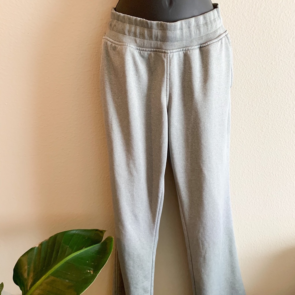 UnderArmour Sweatpants | Gray | Size Small